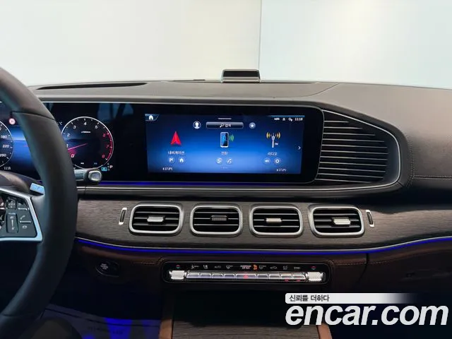 Mercedes-Benz GLE-Class — Фото автомобиля 19