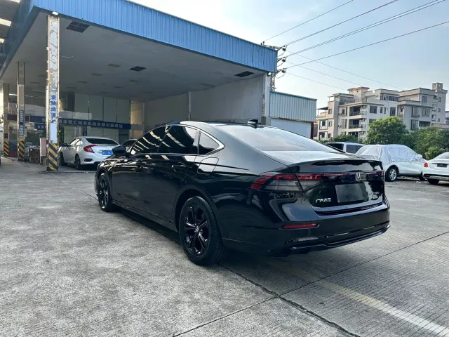 Honda Accord — Фото автомобиля 7