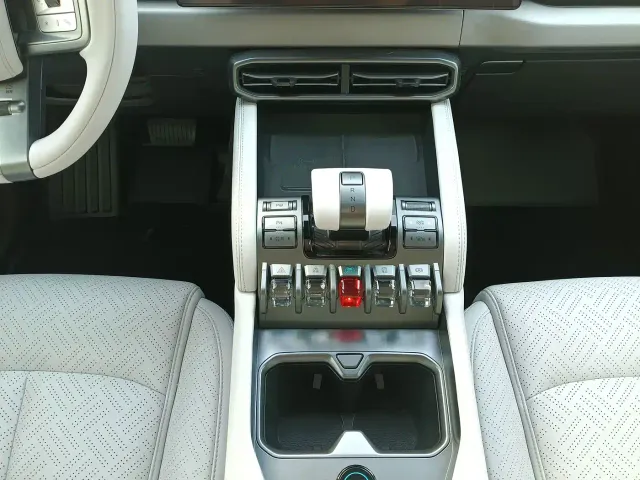 BYD FangChengBao Titanium 3 — Фото автомобиля 14