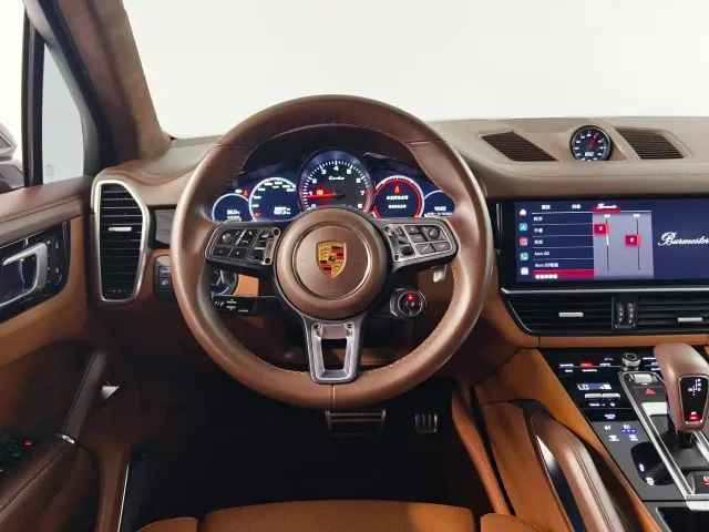 Porsche Cayenne — Фото автомобиля 9