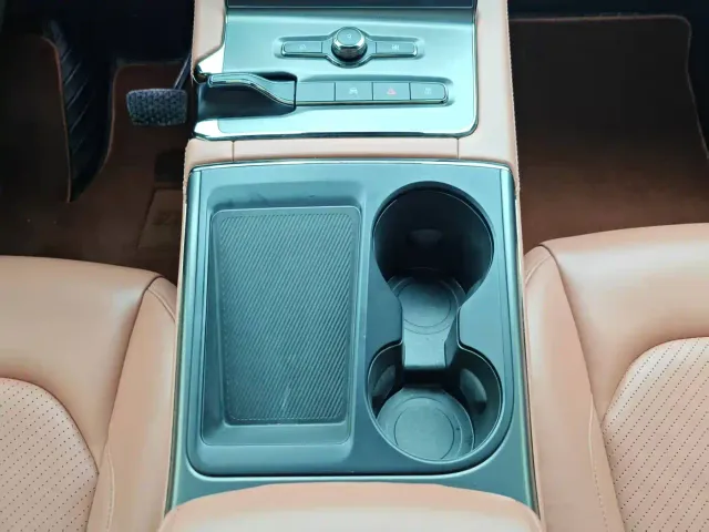 Nio EC6 — Фото автомобиля 15