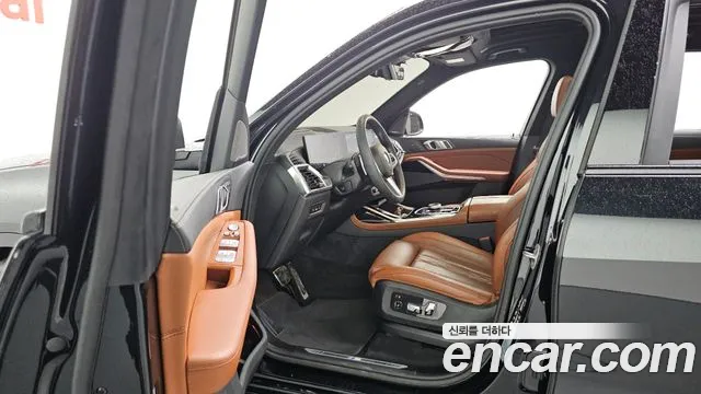 BMW X7 G07 — Фото автомобиля 10