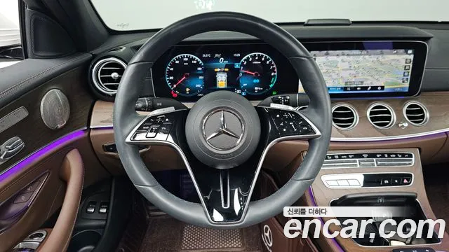 Mercedes-Benz E-Class W213 — Фото автомобиля 13