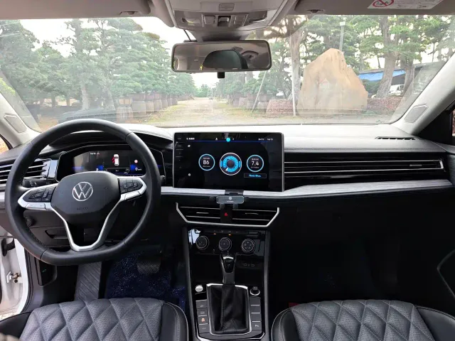 Volkswagen Sagitar — Фото автомобиля 8