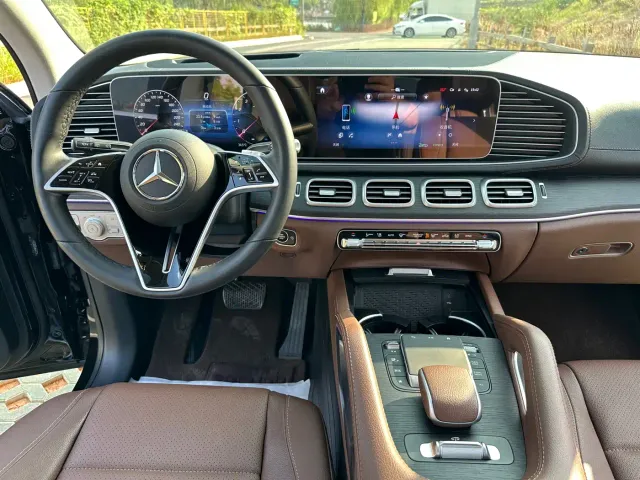 Mercedes-Benz GLE-Class — Фото автомобиля 15
