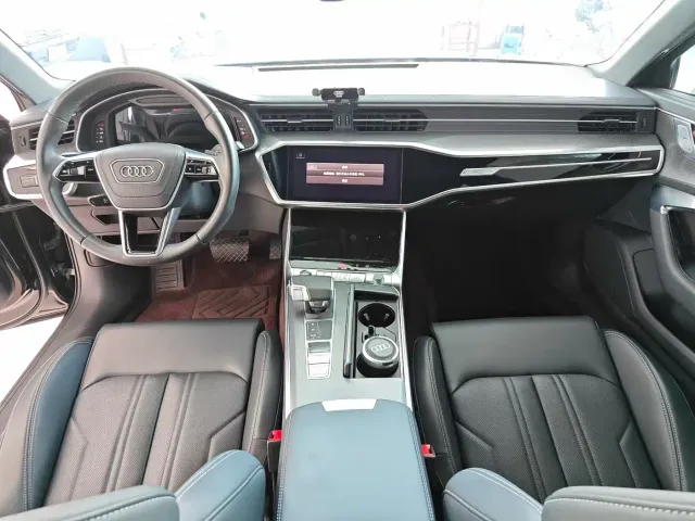 Audi A6L — Фото автомобиля 4