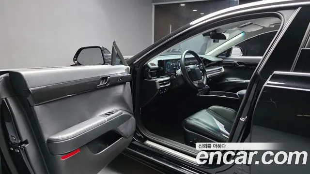 Hyundai Grandeur GN7 — Фото автомобиля 10