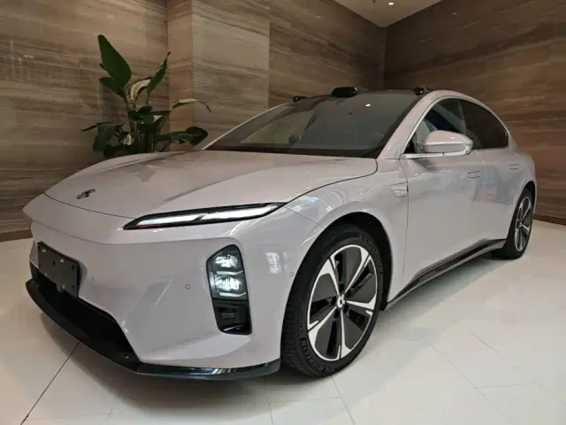 Фотография автомобиля — Nio ET5