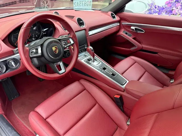 Porsche 718 — Фото автомобиля 17