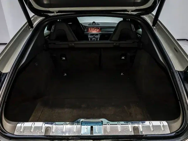 Porsche Panamera — Фото автомобиля 2
