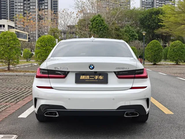 BMW 3 Series — Фото автомобиля 5