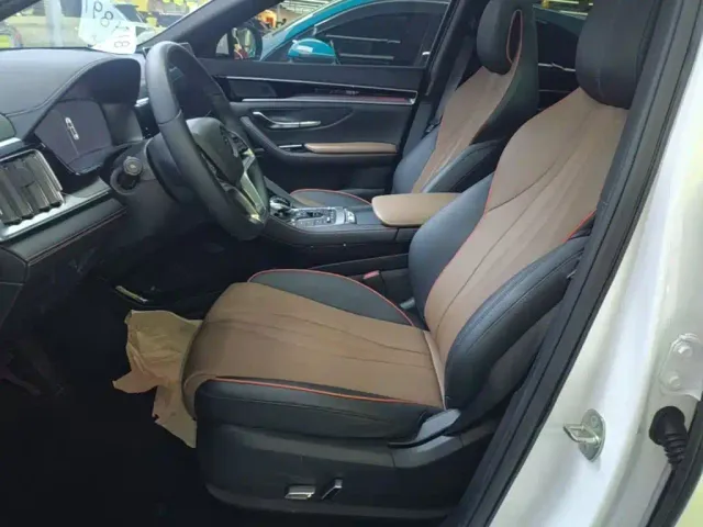 BYD Song PLUS — Фото автомобиля 14