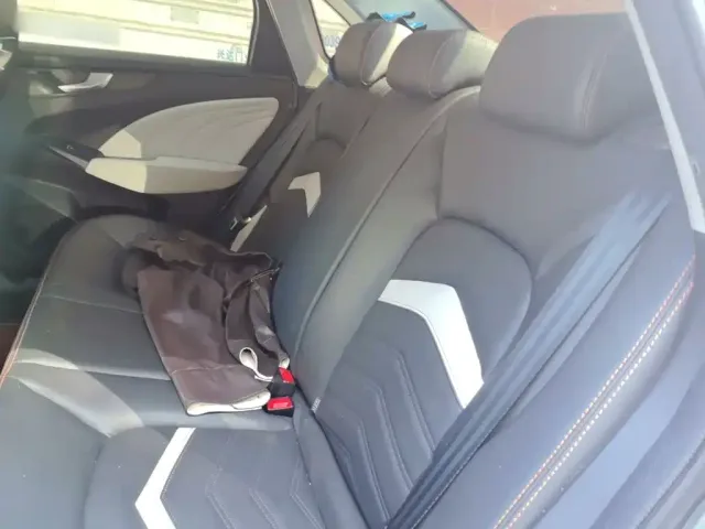Cowin Xuandu 2021 1.5T Manual Yaode Edition — Фото автомобиля 18