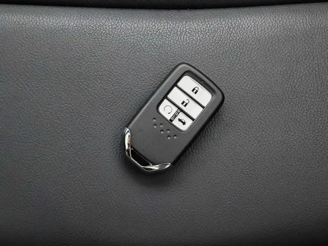 Honda Accord — Фото автомобиля 18