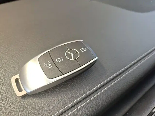 Mercedes-Benz A-Class — Фото автомобиля 8