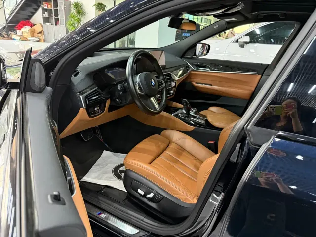 BMW 6 Series Gran Turismo — Фото автомобиля 5