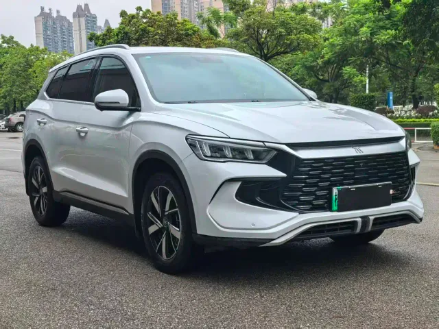 BYD Song Pro — Фото автомобиля 3