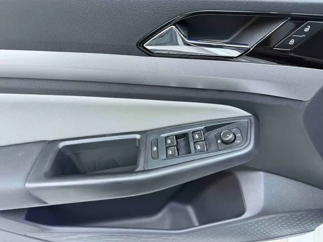 Volkswagen Bora — Фото автомобиля 8