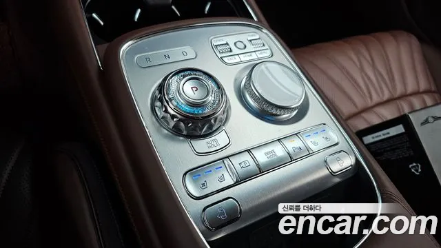 Genesis G90 — Фото автомобиля 7