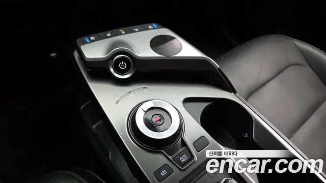 Kia EV6 — Фото автомобиля 8