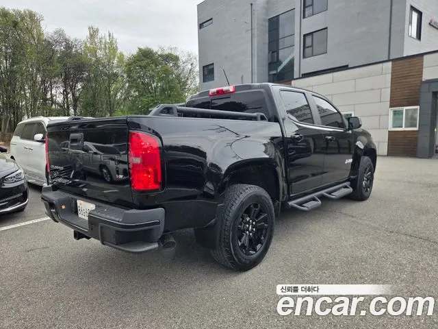 Chevrolet Colorado — Фото автомобиля 4