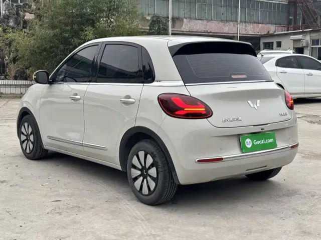 Wuling Bingo — Фото автомобиля 4