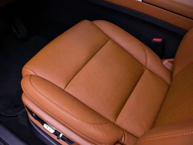 Li Auto L7 — Фото автомобиля 14