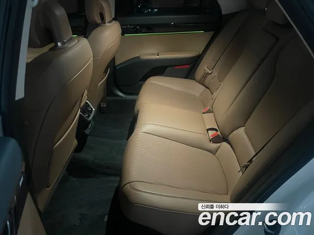 Hyundai Grandeur GN7 — Фото автомобиля 19