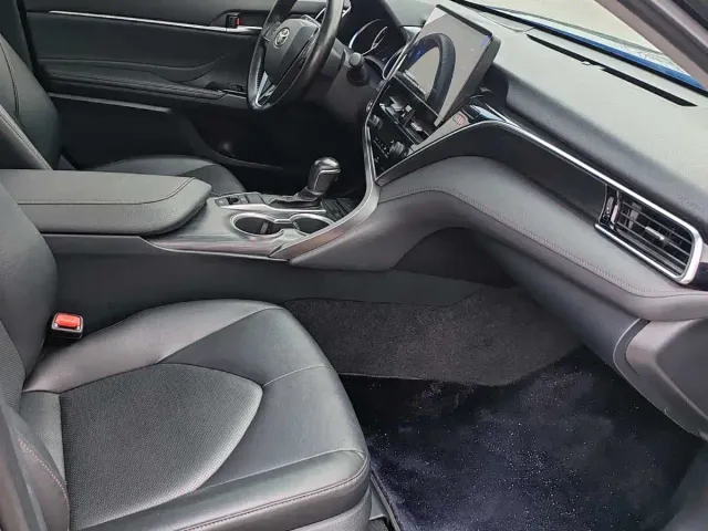 Toyota Camry — Фото автомобиля 5