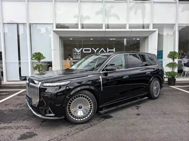 Фотография автомобиля — Voyah Taisan