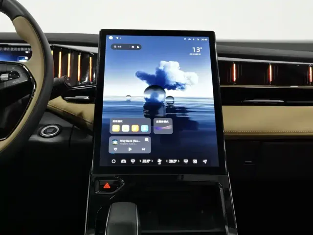 Geely Boyue L — Фото автомобиля 12