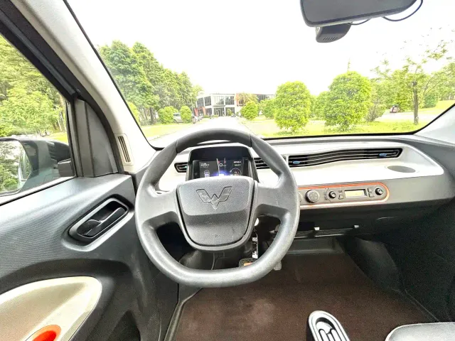 Wuling Hongguang Mini EV — Фото автомобиля 17