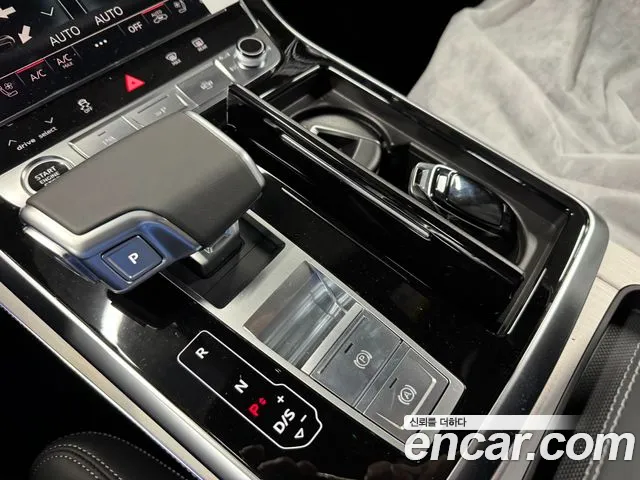 Audi Q7 55 TFSI quattro Premium — Фото автомобиля 10