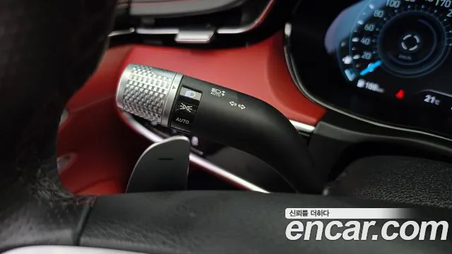 Genesis GV70 — Фото автомобиля 29