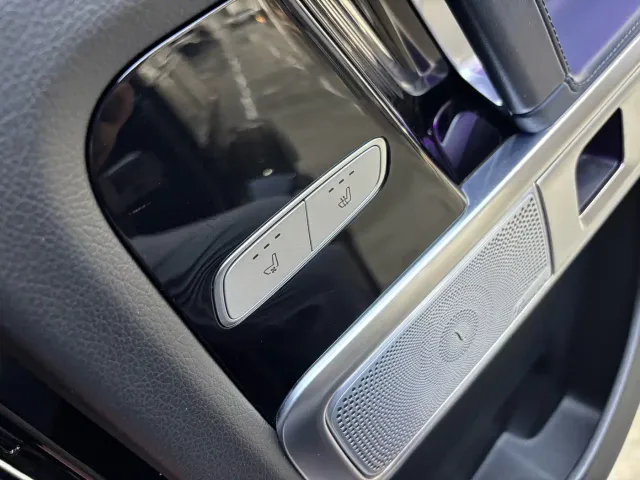 Mercedes-Benz G-Class — Фото автомобиля 23