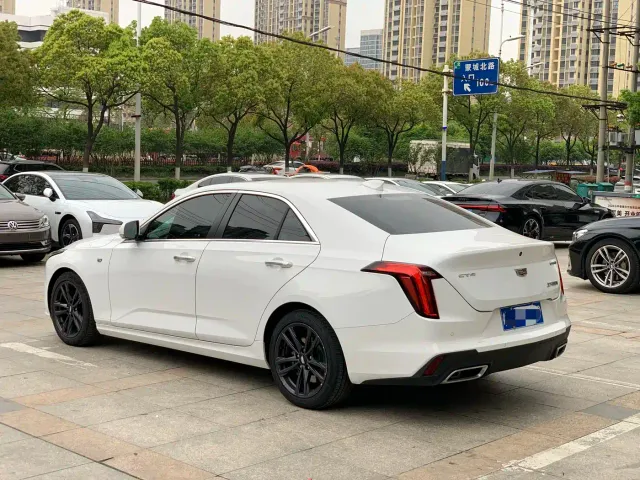 Cadillac CT4 — Фото автомобиля 5