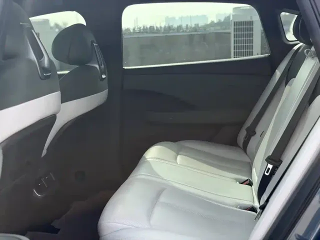Nissan N7 — Фото автомобиля 12
