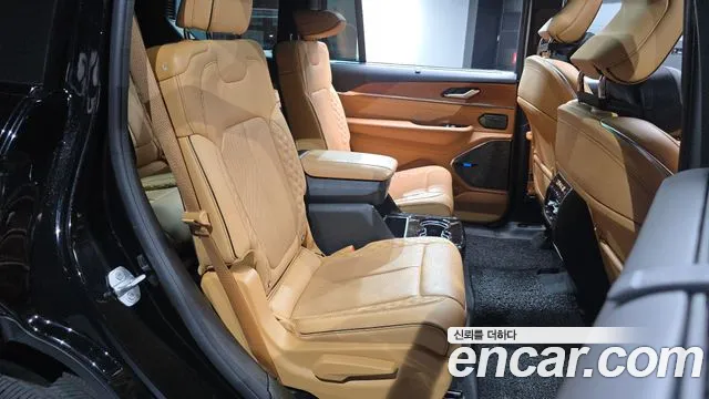 Jeep Cherokee WL — Фото автомобиля 11