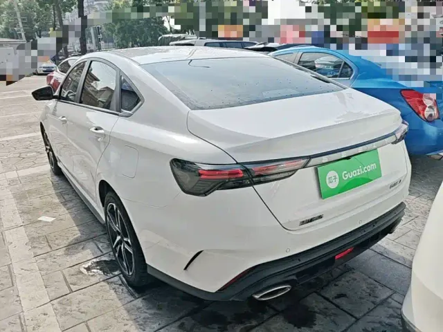 Geely Binrui — Фото автомобиля 4