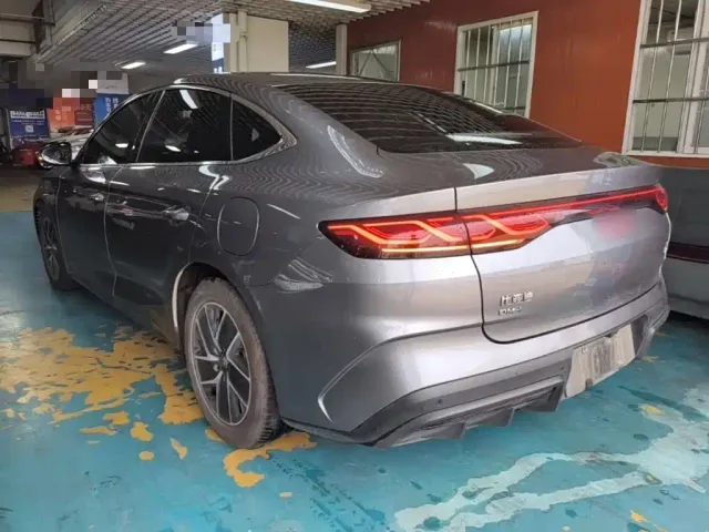 BYD Qin L — Фото автомобиля 4