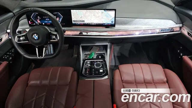 BMW 7-Series 7 серия (G70) 740i sDrive M Sport — Фото автомобиля 7