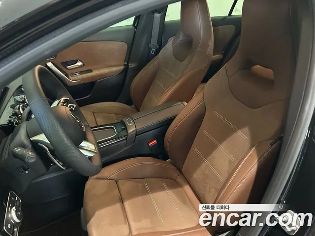 Mercedes-Benz A-Class W177 — Фото автомобиля 12
