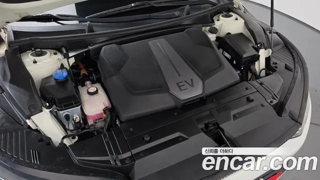Kia EV6 — Фото автомобиля 9