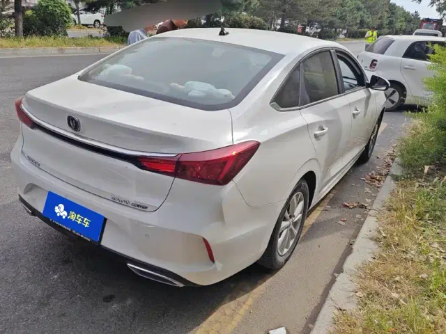 Changan Eado — Фото автомобиля 3