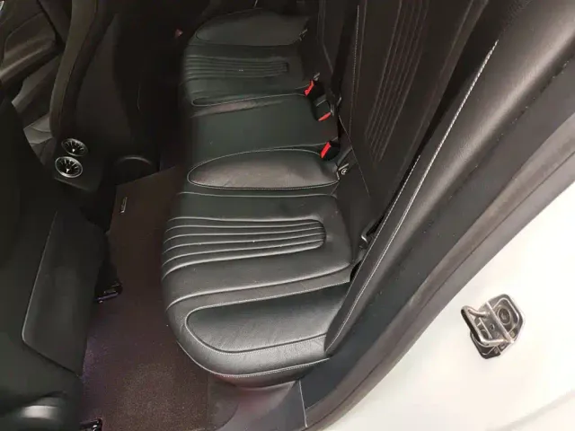 Mercedes-Benz CLS-Class — Фото автомобиля 13