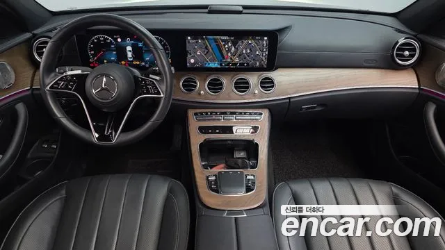 Mercedes-Benz E-Class W213 — Фото автомобиля 10