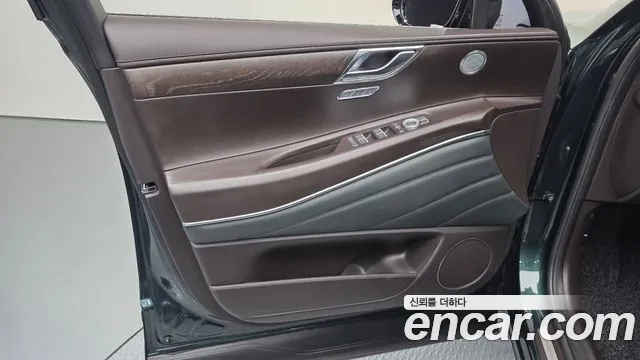 Genesis GV80 — Фото автомобиля 13