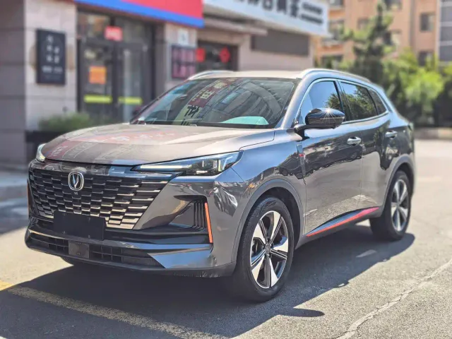 Фотография автомобиля — Changan CS55 Plus