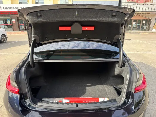 BMW i3 — Фото автомобиля 12