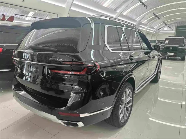 BMW X7 — Фото автомобиля 17